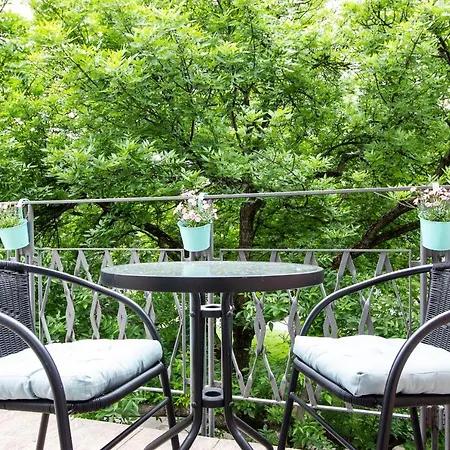 Apartment Gagarina 12: Spacious With Large Balcony Near łazienki Park *