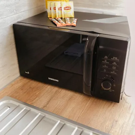 Appartement Gagarina 12 - Piekny Apartament Przy Lazienkach Krolewskich - Duze Lozko 160x200cm - Bardzo Duzy Balkon - Wifi - Telewizja Kablowa - Bezplatna Strefa Parkowania - Better