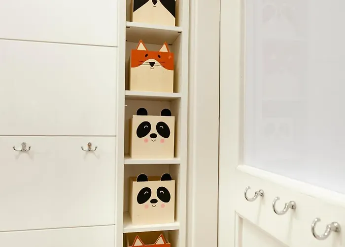 Lejlighed Gagarina 12 - Piekny Apartament Przy Lazienkach Krolewskich - Duze Lozko 160x200cm - Bardzo Duzy Balkon - Wifi - Telewizja Kablowa - Bezplatna Strefa Parkowania - Better *